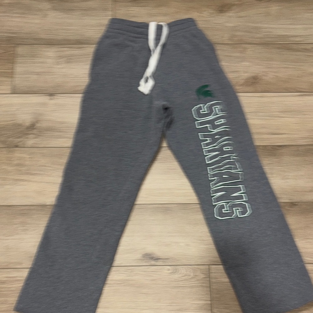 Michigan State Gray wide leg Sweatpants with Spartans Logo size small